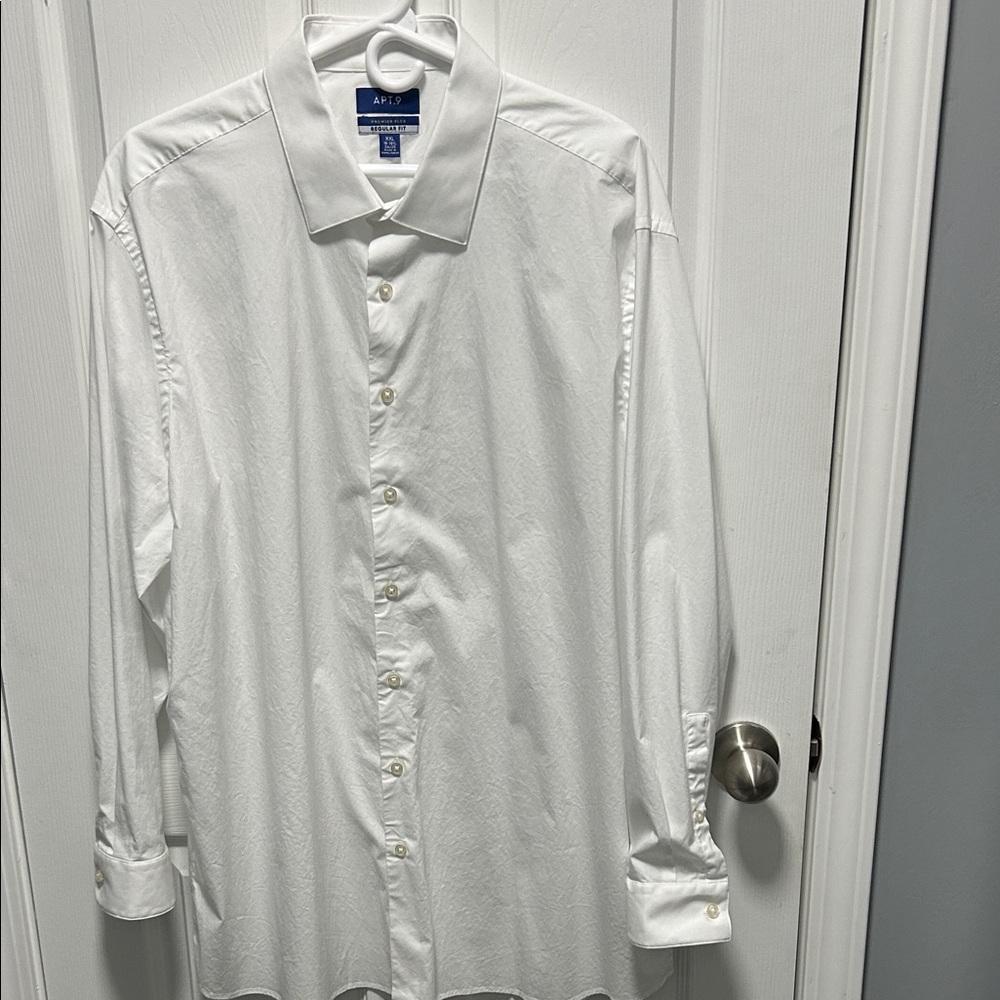Apt. 9 Men's Crisp White Dress Shirt